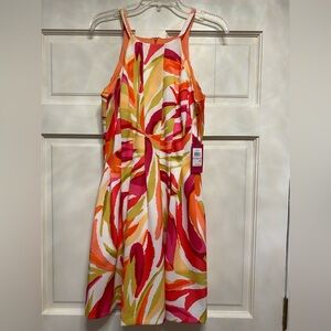 ⭐️ NWT ⭐️ Vince Camuto Printed Scuba Fit & Flare Halter Dress - Size 6